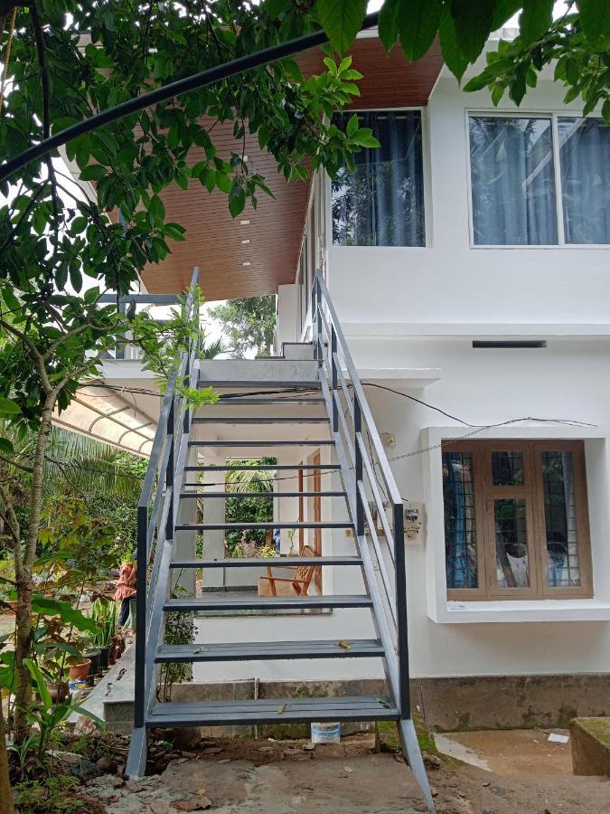 High Shine Homestay Meppādi Exterior foto
